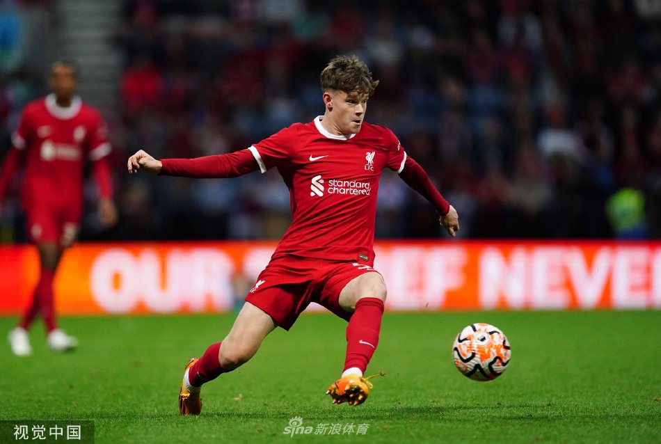 于中场的纵 于中场的纵