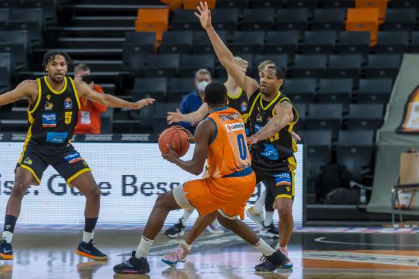 实际表现证 实际表现证