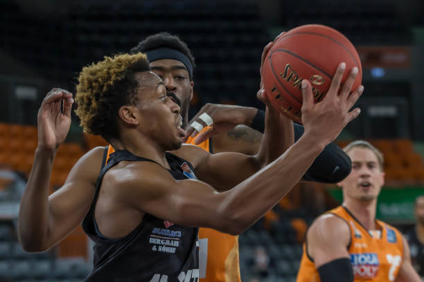 他的到来也 他的到来也